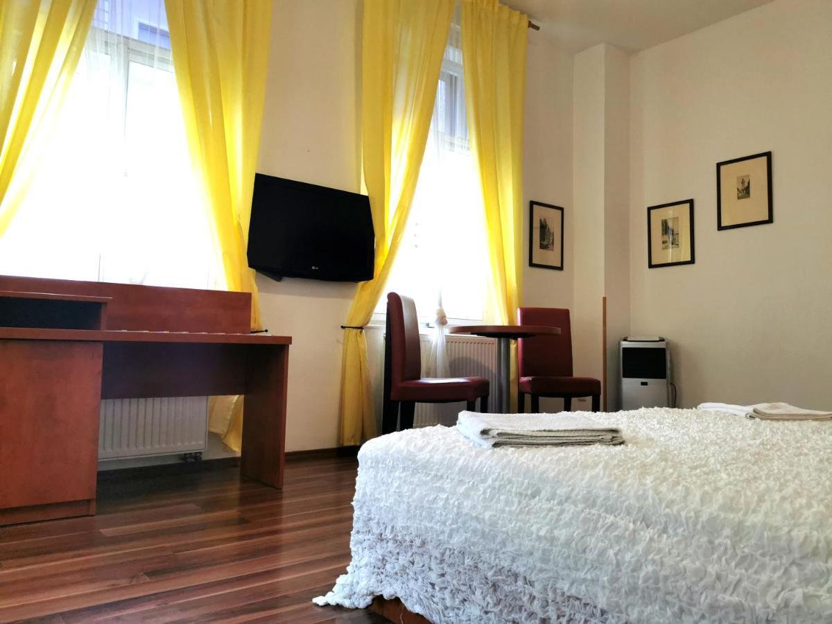 Apartment Amandment Prague Luaran gambar